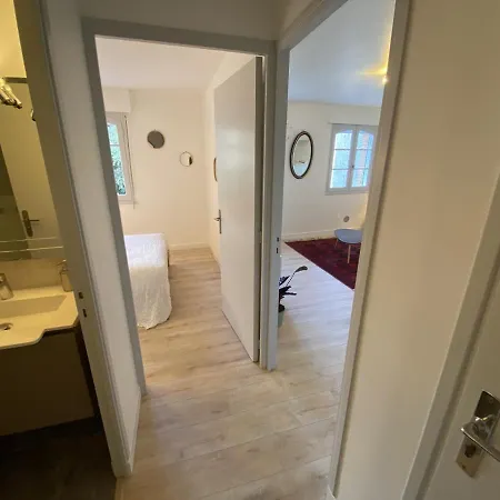 Le Legionnaire : T2 Proche Canal Apartment